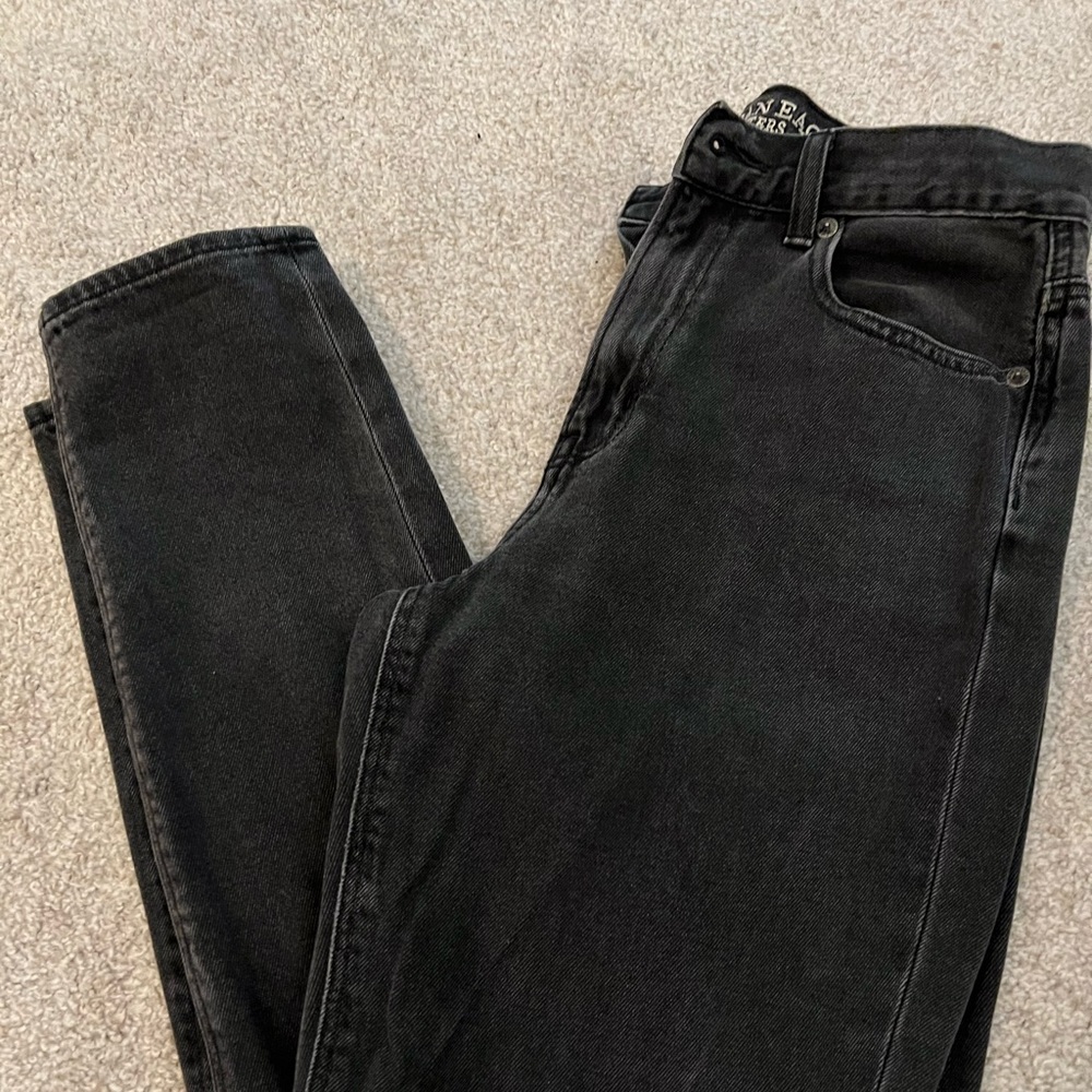American Eagle mom jeans